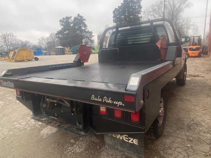 2001 Dodge Ram 2500 4X4 - Deweeze Bed (Electric over Hydraulic) - $14,995 - Image 6