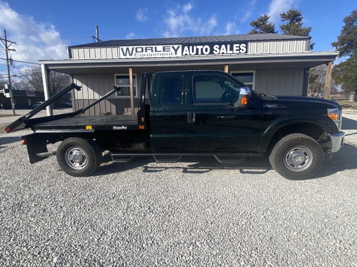 2015 Ford F-250 SuperCab 4X4 w/Engine Driven Hydrabed -  $26,995 - Image 3