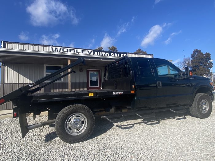 2015 Ford F-250 SuperCab 4X4 w/Engine Driven Hydrabed -  $26,995 - Image 5