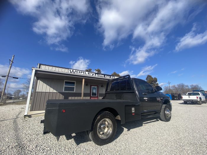 2016 Ram 3500 Single Cab 4X4 w/ Flatbed -  $26,900 - Image 7