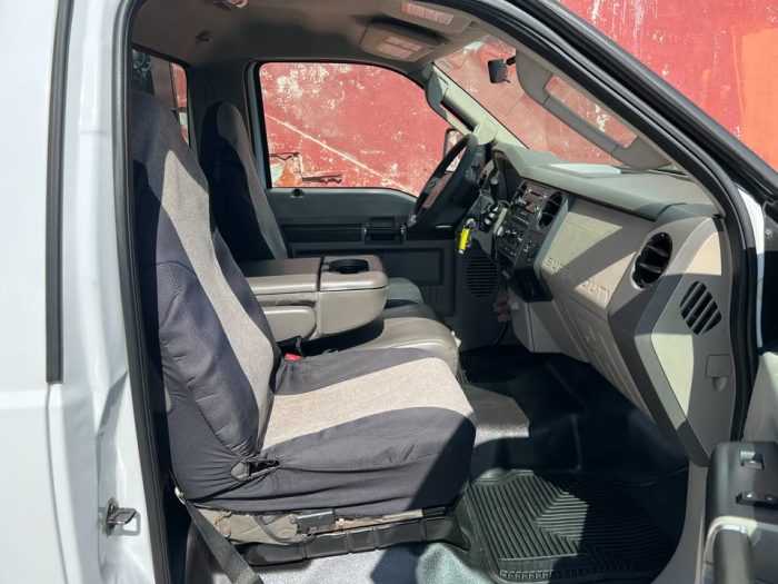 2010 Ford F-350 regular cab dually w/ brand new Butler Bed $29,900 - Image 11