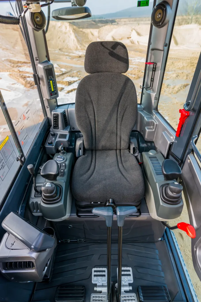 Sunward SWE35UF Excavator - W/Cab $41,900 - W/O Cab $37,900 - Image 3