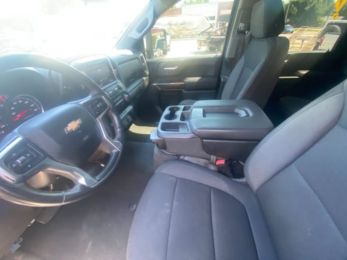 2023 Chevrolet 2500 Crew Cab 4X4 - $36,900 - Image 10
