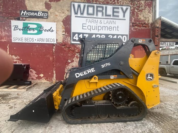 2019 John Deere 317G Skid Steer- $43,900 - Image 2