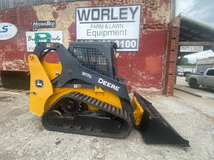 2019 John Deere 317G Skid Steer- $43,900 - Image 3