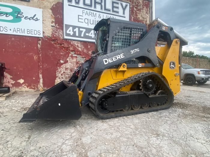 2019 John Deere 317G Skid Steer- $43,900 - Image 4