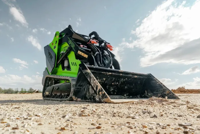 V1300X Mini Track Loader - $29,900 - Image 5