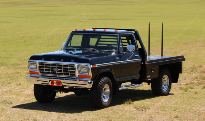C5 Spike Bed